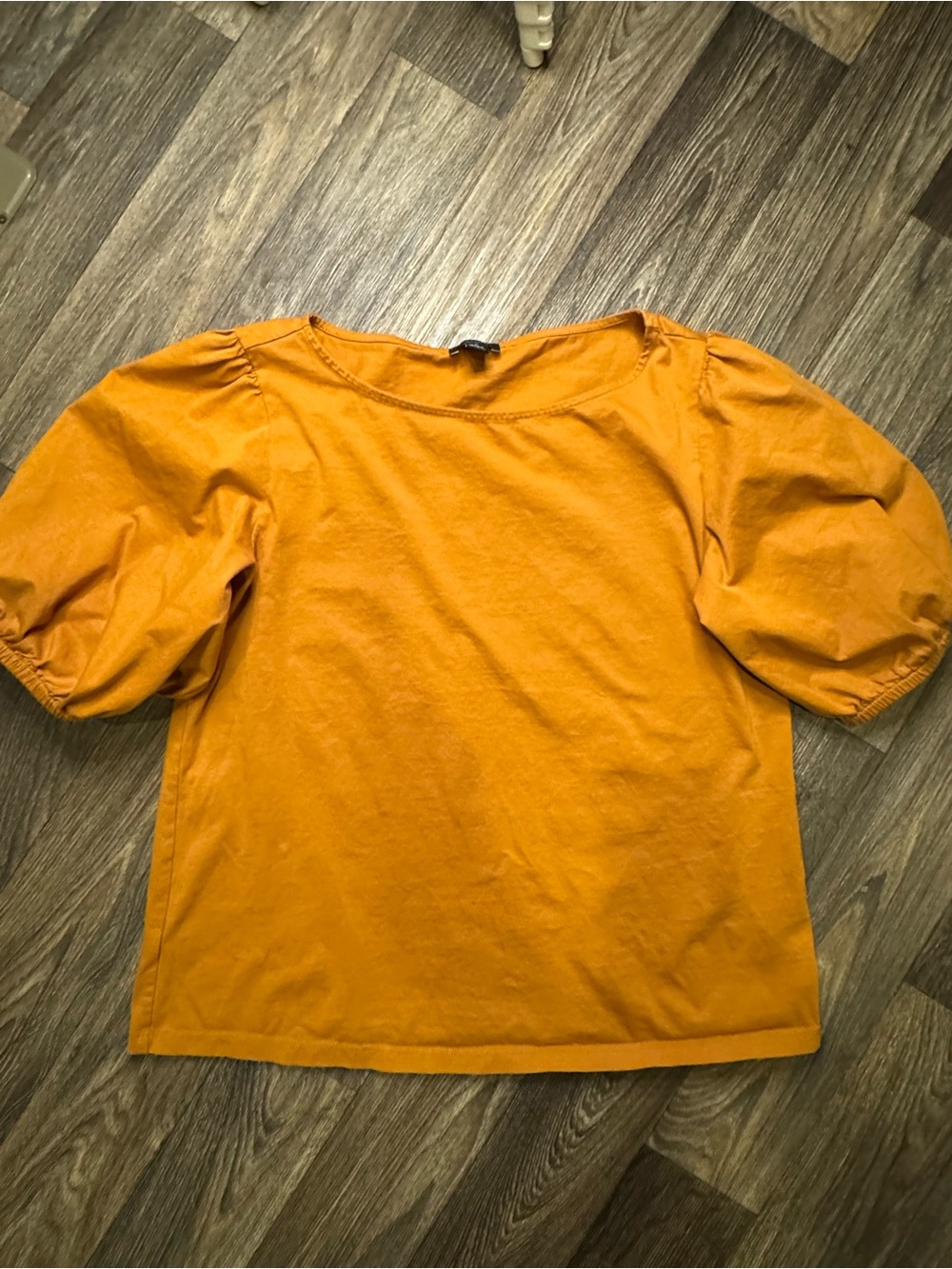 Ann Taylor Puff Sleeve Tee in Mustard Yellow